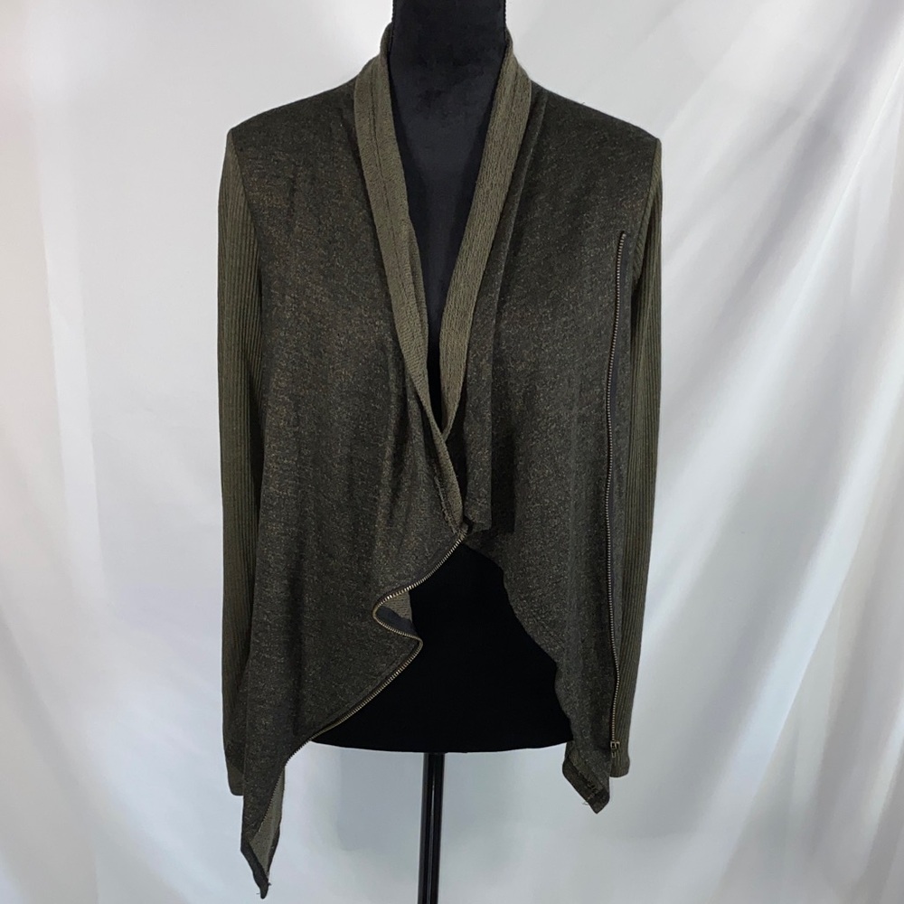 Vanity NWT Olive Green Draped Cardigan Open Front Moto Handkerchief Hem Small